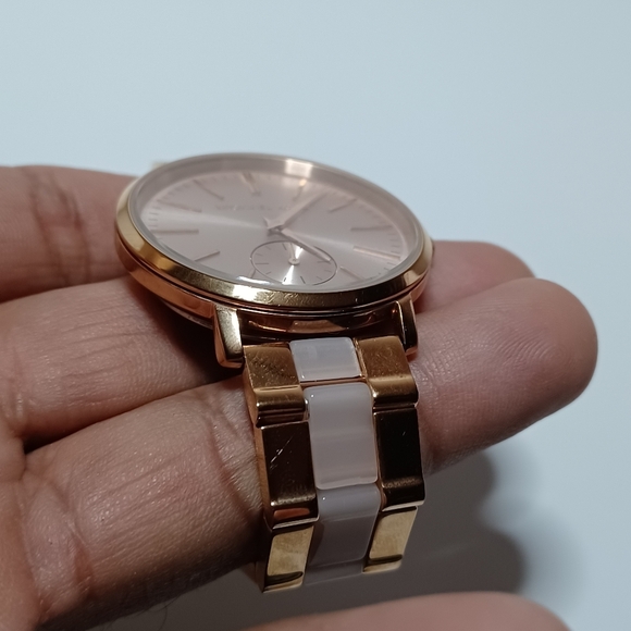 Michael Kors Ladies' Jaryn Rose Gold Tone and Acetate Watch MK3661 Working shows - Picture 6 of 9